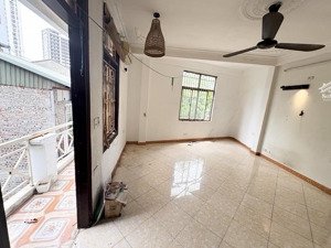 bán nhà kim mã , lô góc 3 thoáng , gần phố , chào 7,3 tỷ