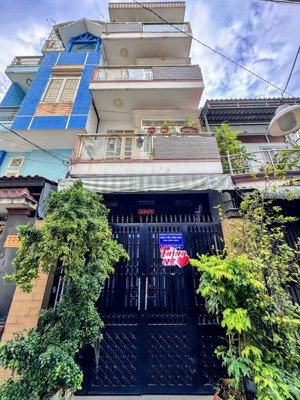 nhà hẻm 32 dc6 sát aeon tân phú-kẹt tiền chủ cần bán gấp nhà 03 tầng dt 4mx10m chỉ 5 tỷ.