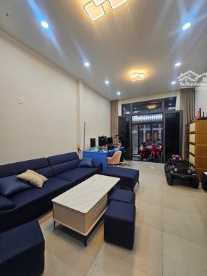 nhà 3 tầng, đường lê đức thọ phường 15, q gò vấp , dt 97m2 (4x24) 9,68tỷ.