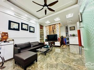 bán nhà mỹ đình 50m2 5 tầng, kinh doanh sầm uất, lô góc, dân xây giá chỉ 9 tỷ