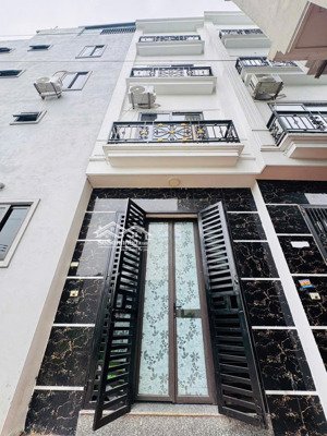 duy nhất còn sót lại 1 căn nhà 4tx33m2 ôtô đỗ sát nhà, 300m khu thị đô nghĩa yên nghĩa chỉ 3,9 tỷ