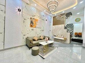 hàng hiếm tại văn tiến dũng dân xây 54m2, 8tỷ2 lô góc 2 thoáng, mặt tiền 6m bề thế sổ đỏ nét