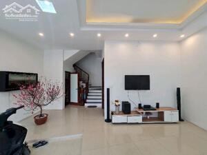 BỜ SÔNG SÉT 68M – LÔ GÓC 2 THOÁNG – OTO VÀO NHÀ – KINH DOANH – VIEW HỒ