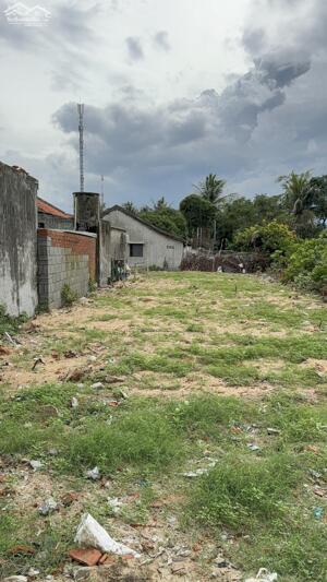 Lô đất full thổ cư biển Lò 1, cách bãi biển chỉ 150m, giá rẻ nhất làng Lò