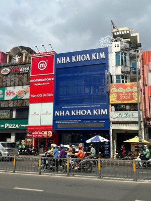 bán nhà siêu vị trí mặt tiền nguyễn thị minh khai q. 3 (7,5x18m) 3 tầng hđt 220 tr/th giá bán 38 tỷ