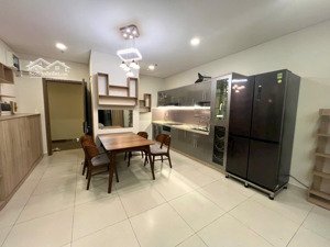 cho thuê căn hộ sora garden 2 tầng cao, thủ dầu một, bình dương