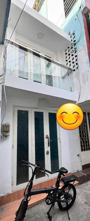 bán nhà riêng đinh tiên hoàng p3, bình thạnh, 2,9 tỷ, 20m2, 2pn + 1wc, giá tốt, nhiều tiện ích