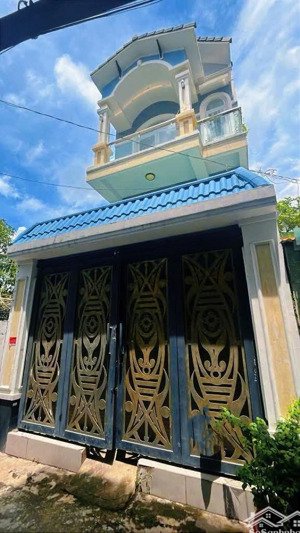 bán nhà 4 tầng, 75m2 đường phạm hữu lầu, phường phú mỹ, quận 7, giá: 7.x tỷ, shr