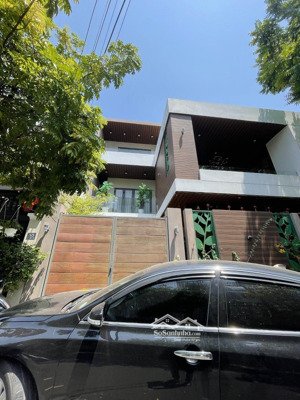biệt thự nghỉ dưỡng tặng full nội thất - trung tâm hải châu - tiện ích đẳng cấp - khu dân trí cao