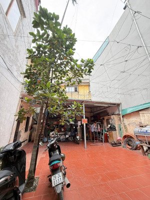 giảm siêu khủng 5 tỷ cho diện tích 158m2, mặt tiền cực khủng 30m ra phố, minh khai,q.hai bà trưng.