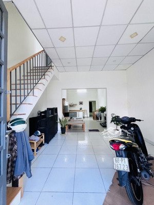 nhà đẹp, diện tích khủng: 93m2 (4,5x20m), chỉ nhỉnh 4 tỷ, phạm thế hiển, quận 8