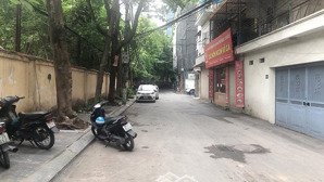 bán nhà phân lô nguỵ như kon tum - thanh xuân 68m 19.5 tỷ.