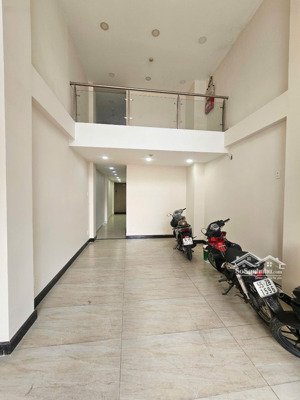 chính chủ - mặt tiền 150 lũy bán bích - 4x17m - 7 tầng - 10pn - thang máy - giá tốt