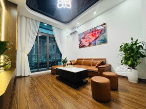 bán căn nhà mặt ngõ kinh doanh - oto vào nhà - trường trinh - đống đa