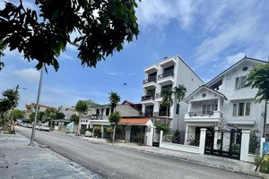 bán nhà c4 phúc lợi long biên dt 70m2 - mt 6,2m lô góc vuông vắn - vỉa hè 4 ô tô tránh 13 tỷ có tl