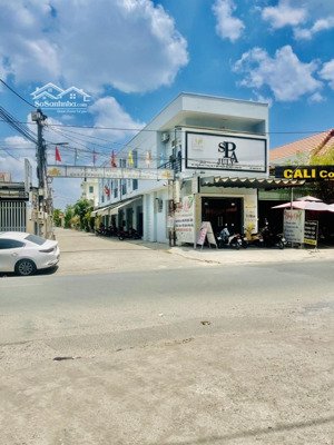 bán nhà măt tiền kinh doanh 1 trệt 2 lầu buôn bán sầm uất phú gia 2 - trảng dài