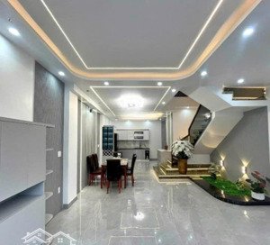 bán nhà kẻtạnh - giang biên 6 tầng, ô tô đỗ cổng, 6.25 tỷ