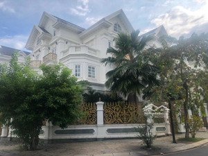 căn biệt thự đơn lập góc giá rẻ nhất khu cityland garden, nhà có thang máy giá chỉ 40 tỷ