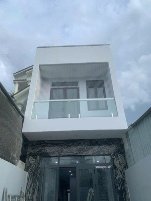 nhà 1 trệt 1 lầu 100m2 hẻm xe hơi thông tx48 thới an q12