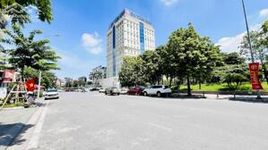 phân lô mặt phố Hoàng Như Tiếp, 100m x 4 tầng, mặt tiền 18m, dòng tiền 1 tỷ/năm