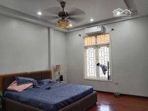 cực hiếm - 26,8 tỷ - mua nhà mặt phố - trung tâm khu đại cồ việt vip vừa ở vừa kinh doanh đỉnh luôn