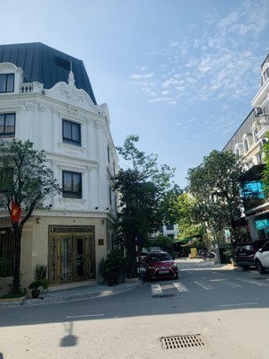 bán nhà lacasta văn phú-vip nhất q. hà đông-ở đẳng cấp-tương lai sáng-78m2-4 tầng-mt 18m 