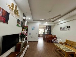 bán căn hộ 2 phòng ngủ 81.6m2 tại chung cư nam xa la hà đông giá 4.xx tỷ. lh em định 