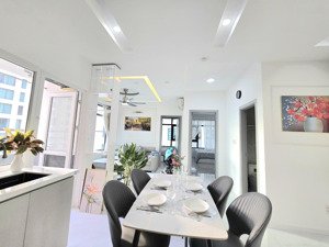 chính chủ bán căn góc 66m2 full nội thất mới 100%. tầng 24 toà nhà oc1b. lh 