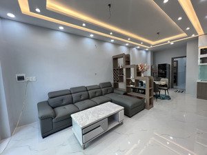 bán nhà riêng 6pn, 5wc, 105m2, 7,8 tỷ, tại huỳnh tấn phát, q7, hcm, hot!