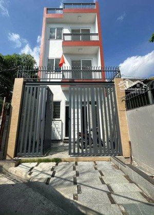 cho thuê gấp nhà nguyên căn hẻm 2503 huỳnh tấn phát nhà bè ở liền