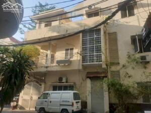 Chính chủ bán cần bán nhà 2 mặt HXH 6m ngay: 36/22 Yên Thế, phường 2 quận Tân Bình, ngay khu sân bay cao cấp.