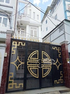 chính chủ cho thuê nhà nguyên căn 588 huỳnh tấn phát, q7 - 80m², full nội thất, gía 16tr/tháng