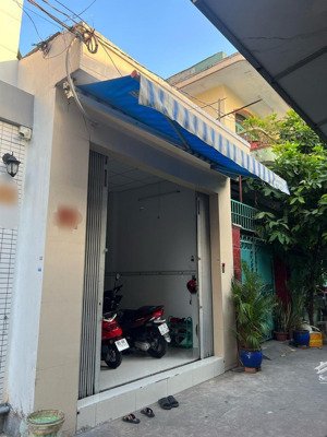 hẻm dân trí đường gò dầu ngay tân sơn nhì dt 4mx12m cấp 4 giá 4,7 tỷ