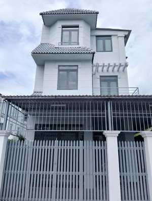 cho thuê nhà nguyên căn khu khang an ngay cc sky 9, cc hausneo, q9