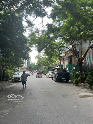 bán gấp đất dịch vụ vạn phúc hà đông dãy n07d, dt 50m2, mt 4m, đường rộng 20m, hướng đn, giá rẻ