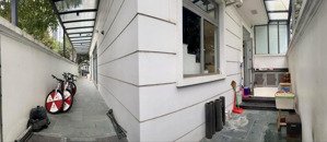 bán biệt thự vinhomes riverside, lô góc 2 mặt tiền nguyệt quế 25 diện tích 176m2 giá 61 tỷ