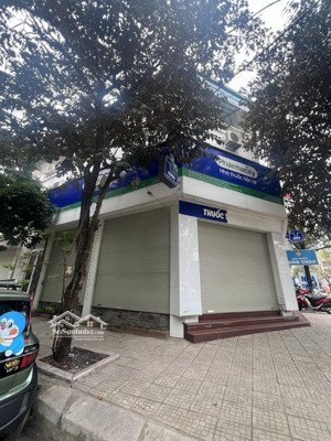 cần bán nhà khu bách khoa - lô góc - 2 thoáng - ngõ thông ô tô tránh - dt 110m2 - mt 19m hơn 30 tỷ.