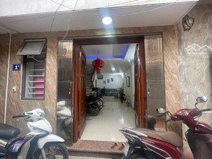 bán nhà 4 tầng phố trần tử bình dt 35m2 , mt 3,5m giá 13,5 tỷ