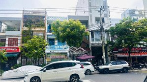 sản phẩm kín: 200m hai mặt tiền đường hồ nghinh. đang cho thuê 80tr/th. đoạn đẹp nhất. giá tốt