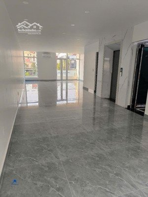 cho thuê nhà mặt đường bùi viện gần nikko, dt 120m2, ngang 6m, nhà 5 tầng thông sàn, sẵn điều hoà