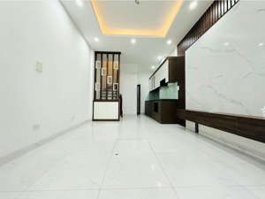 bán nhà nhà nam từ liêm ngã tư canh, ô tô, dt: 31m, 4 tầng, 3 ngủ giá 5.25 tỷ.