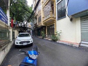 phân lô phạm thận duật, 35m2*6t, ô tô đỗ cửa, nhà đẹp, gần phố, 12 tỷ