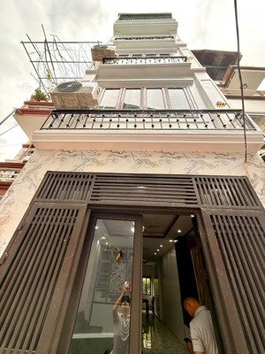 siêu rẻ vương thừa vũ, 39m2x5t,gần ôtô tránh gần royal city giá 7,55 tỷ(cam kết nhà thật giá chuẩn)