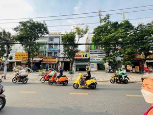 quận 2 nhà 4 tầng mặt tiền nguyễn duy trinh, dt 100m2 ngang 5m, đường 30m vỉa hè 10m cực kỳ sầm uât