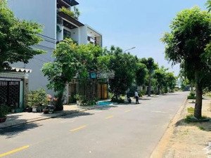 bán nhà 3 tầng mới khu nam việt á, hướng đông nam