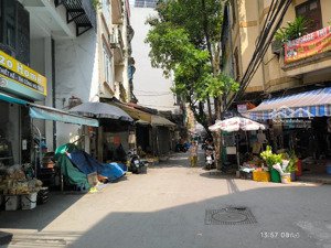 bán nhà mặt phố chợ nguyễn ngọc vũ, cầu giấy. dt 55m2, 3 tầng. kd đỉnh cao. giá chỉ 23.9 tỷ