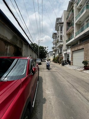 nhà đẹp 5 tầng hẻm 7m đường dương quảng hàm, ngang nét 5m, dt 70m2, khu vực p5, gò vấp,