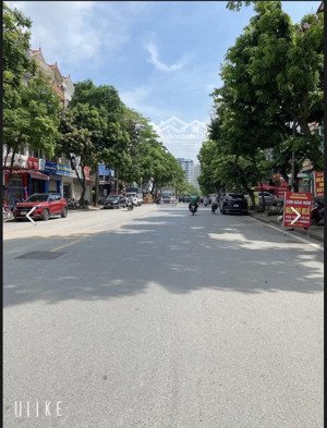 hoa hậu phố định công thượng, thanh xuân, dt 36,5m2, 6 tầng, thang máy, giá 10,5 tỷ.