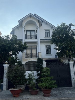 vip! bán villas cao cấp dt: 10x20m, ngay công viên thanh niên, an phú an khánh, q2, giá 51 tỷ