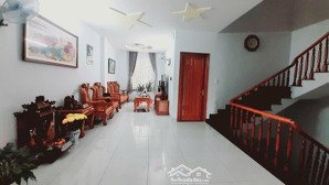 bán nhà kdc bình chiểu -thủ đức- điện nước âm-7x21-3 tầng-4pn-5wc-11 tỷ-lh 